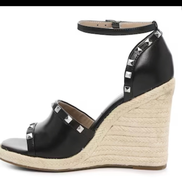 Black wedge - Picture 3 of 5